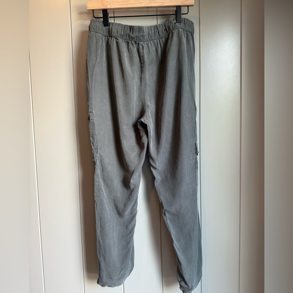 Banana Republic Gray Cargo Jogger Pants with Pockets Pants Medium - Picture 3 of 11